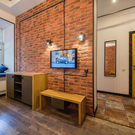 Loft Design Apartments On Desyatynnyi Ln, 7 Киев Экстерьер фото