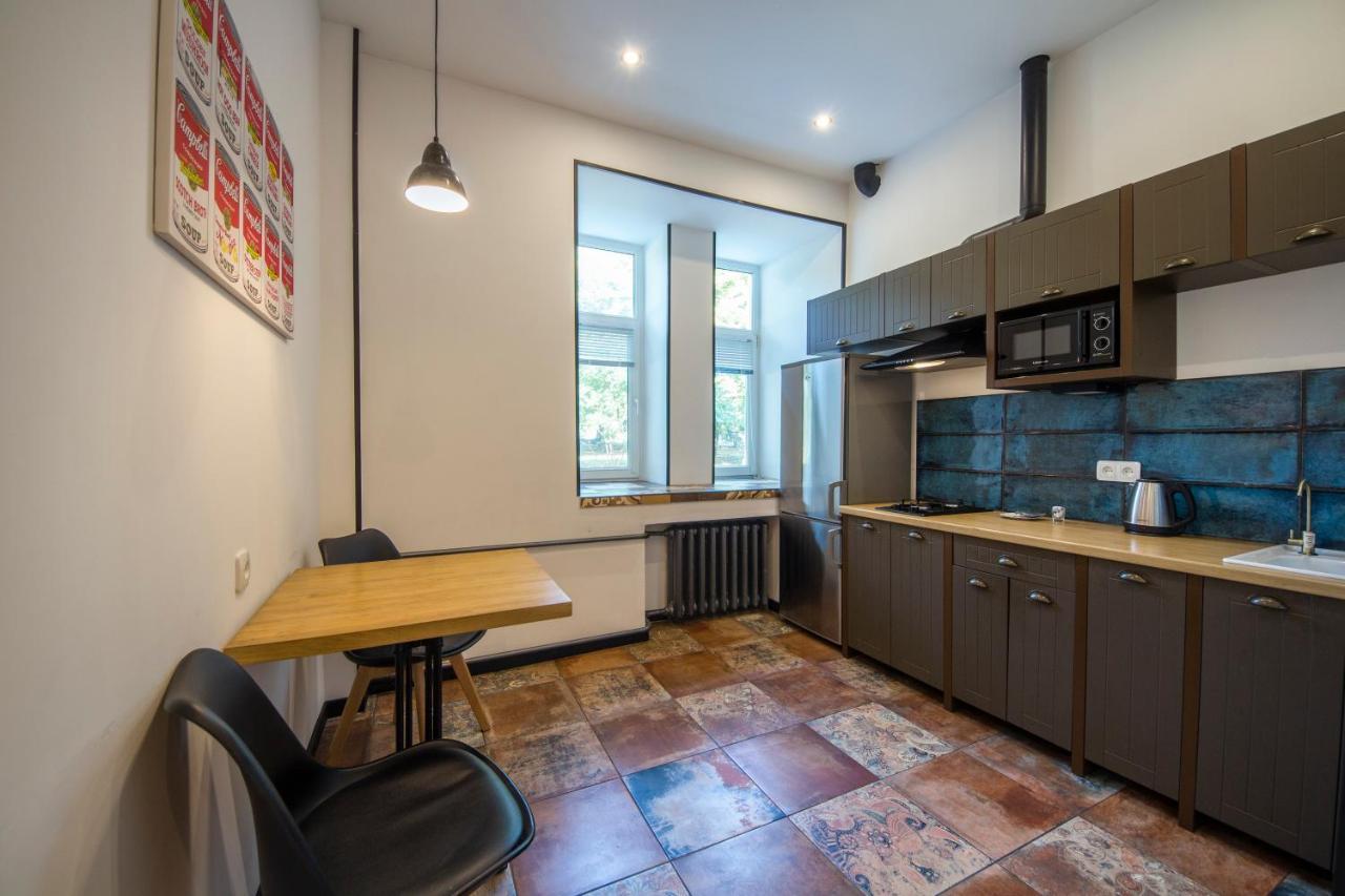 Loft Design Apartments On Desyatynnyi Ln, 7 Киев Экстерьер фото